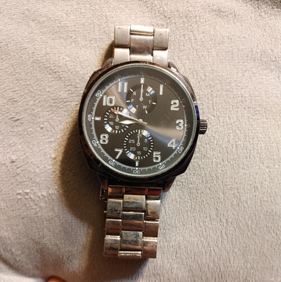 Mens Fasion Big Face Watch - Picture 2 of 3